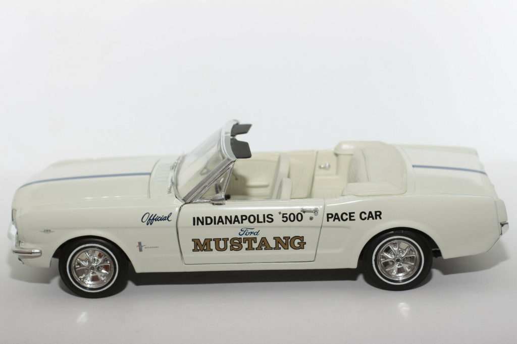 Revell 1964 Pace Car